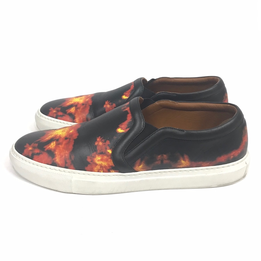 GIVENCHY Fire Flame Print Leather Slip-On Sneakers - Picture 3 of 8